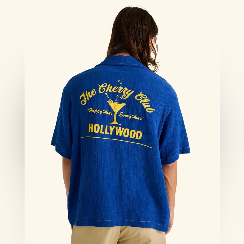 Cherry LA Club Button Up Happy Hour Short Sleeve Shirt Blue